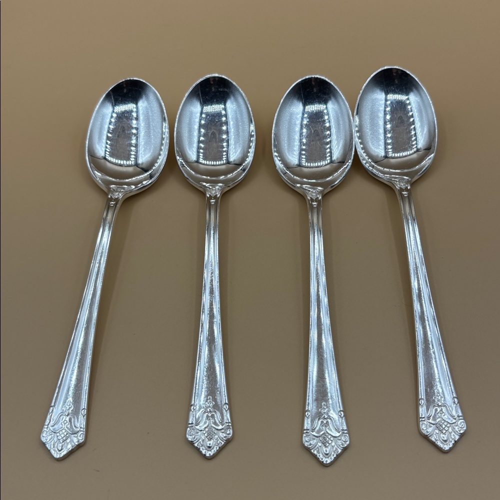 1847 Rogers Bros (IS) Her Majesty - Four Oval Soup/Dessert Spoon #2